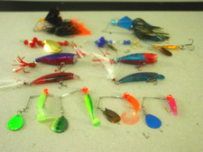 13 ultra lite bass baits. new never in water lot J2 see details