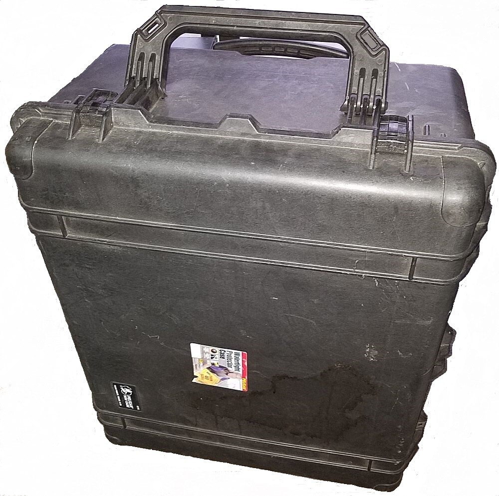 ペリカン 1690 ケース Amazon.com: Pelican 1690 Case With Foam (Black) : Sports
