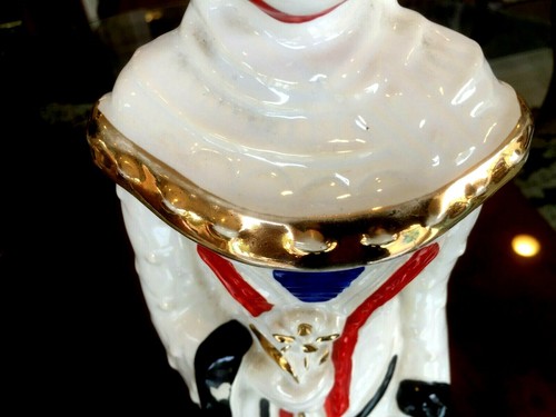 VINTAGE 1969 FZRA BROOKS LIQUOR WHISKEY LADY BOTTLE WITH POKER CARDS 16.25"H - Picture 9 of 10