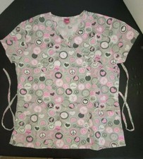 365 Work  Wear MEDIUM HEARTS AND BREAST CANCER AWARENESS Pink RIBBON SCRUB TOP