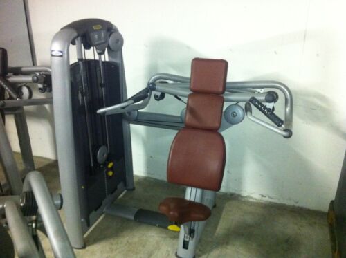 PALESTRA COMPLETA ATTREZZI TECHNOGYM LINEA SELECTION - Foto 2 di 9