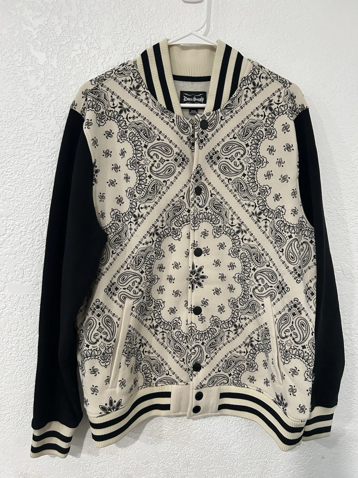 Dogg Supply by Snoop Dogg Paisley Varsity Jacket Men’s Size Medium - product detail image 1