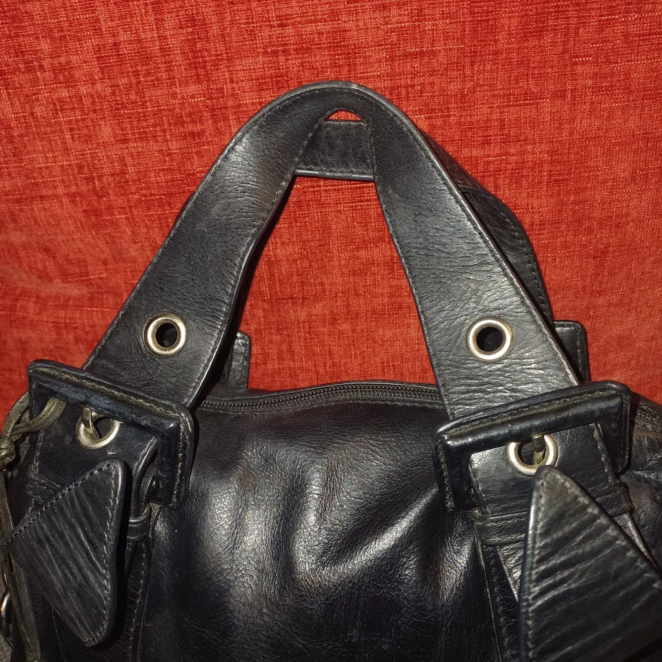 VINTAGE TULA BLACK LEATHER MINI BOWLING TOTE BAG WITH BAGTAG  9"x6"x2.5" VGC - Image 3 of 4