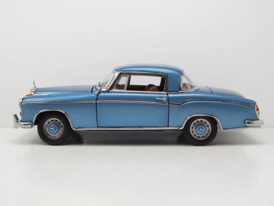 Mercedes 220 Se Coupé W128 1958 Azul Claro Metálico a Escala 1:18 Sun Star - Imagen 3 de 4