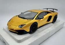 1:18 AUTOart Lamborghini Aventador SV LP750-4 Yellow Composite Car 74558
