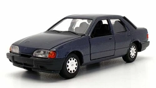 Konvolut im Maßstab 1:43 Modellautos, - LKWs & -Busse