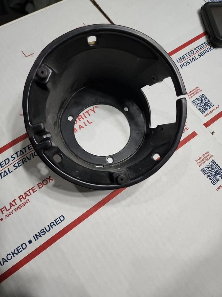 НОВЫЙ ИЗ СТАРЫХ ЗАПАСОВ GM 1991-1994 CHEVROLET CAVALIER PONTIAC SUNFIRE КАРМАН, ГОРЛОВИНА ТОПЛИВНОГО БАКА - Изображение 3 из 4