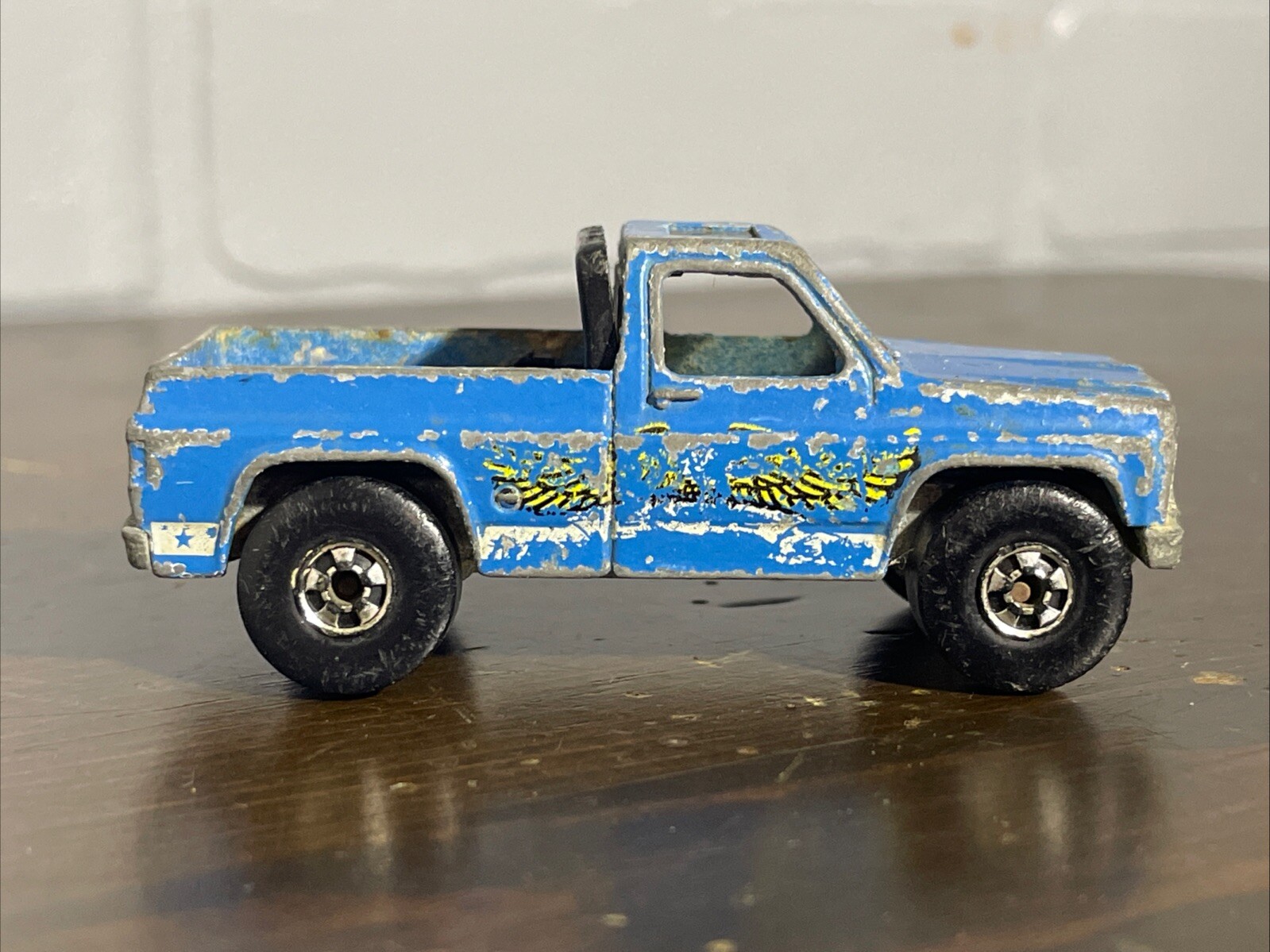 Picture 1 of 11