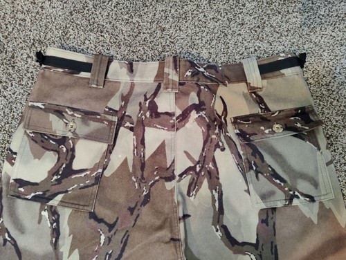 Vintage Predator Camouflage Men's Camo Hunting Pants XL USA See Details - Picture 11 of 20