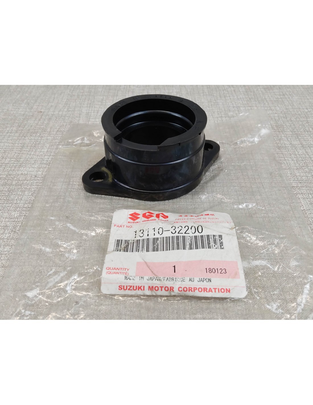 Pipe d'admission Suzuki 13110-32200 pour stopper les prises d'air sur moteur TS400 et T500