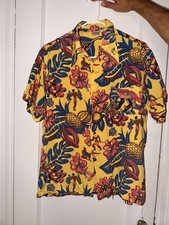 Vintage 1940s 50s Vibrant Rayon  Hawaiian Shirt RARE Rockabilly
