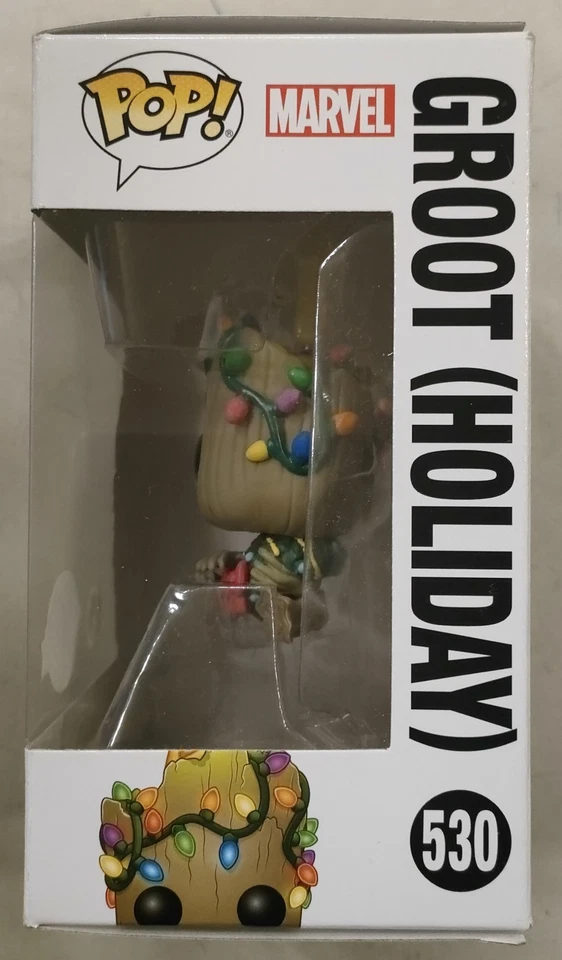 FUNKO POP! - GROOT (HOLIDAY) 530 - Marvel - Glows in the - Dark Special Edition - Immagine 4 di 4