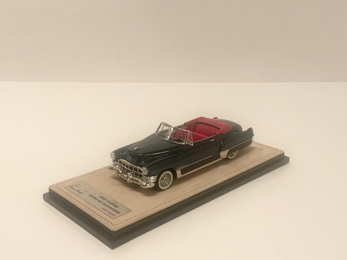 Miniature Cadillac Series 62 Cabriolet 1949 - STAMP MODEL 1/43, Noire