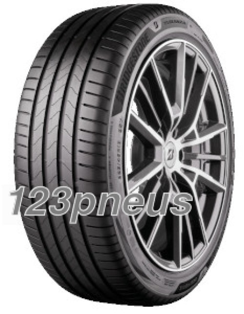 Pneu Bridgestone Turanza 6 255/45 R20 pour de longs trajets de vacances sereins