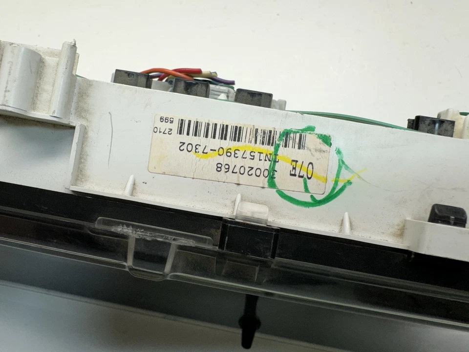 2001 - 2002 雪佛兰 GEO 跟踪器 2.5 升,原始设备制造商速度计集群 #450 — 第 3/4 张图片