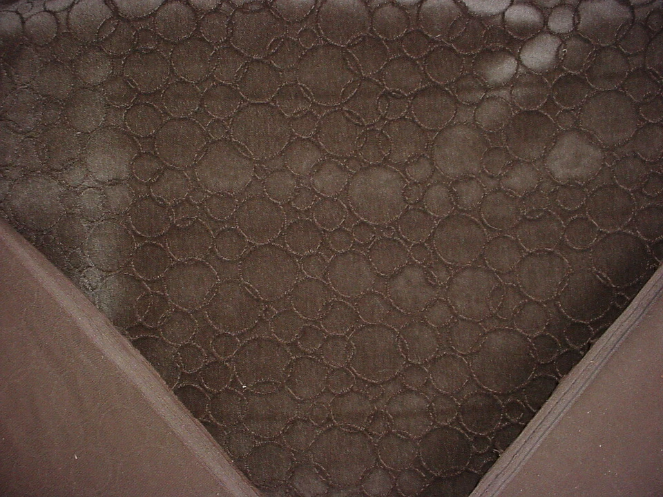 Tela de tapicería de terciopelo circular mohair burbuja 14-3/8 años Brunschwig & Fils Foto 3 de 4