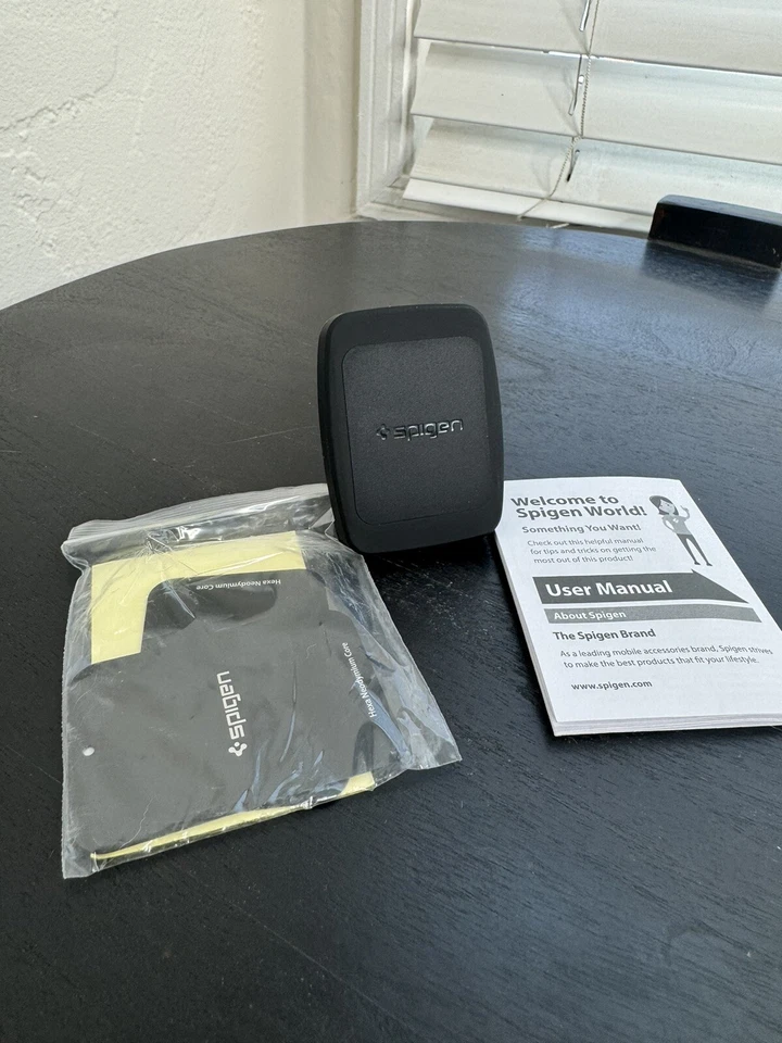 Car Mount For iPhone And Android - Image 3 of 4