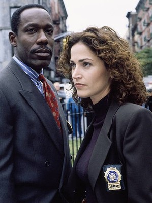 NYPD Blue James Mcdaniel Kim Delaney 1998 Television Old Photo 8