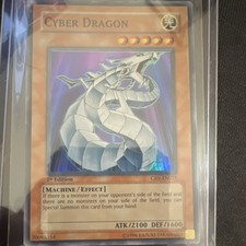 Konami Yu-Gi-Oh! Cyber Dragon CRV-EN015 1st Ed Super Rare Holo Card