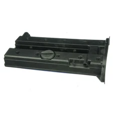 Uro SK1418469 Engine Valve Cover