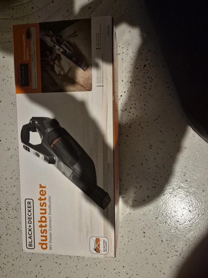Black + Decker 18v Power Connect Dustbuster. Please read item description. - image 2 of 4