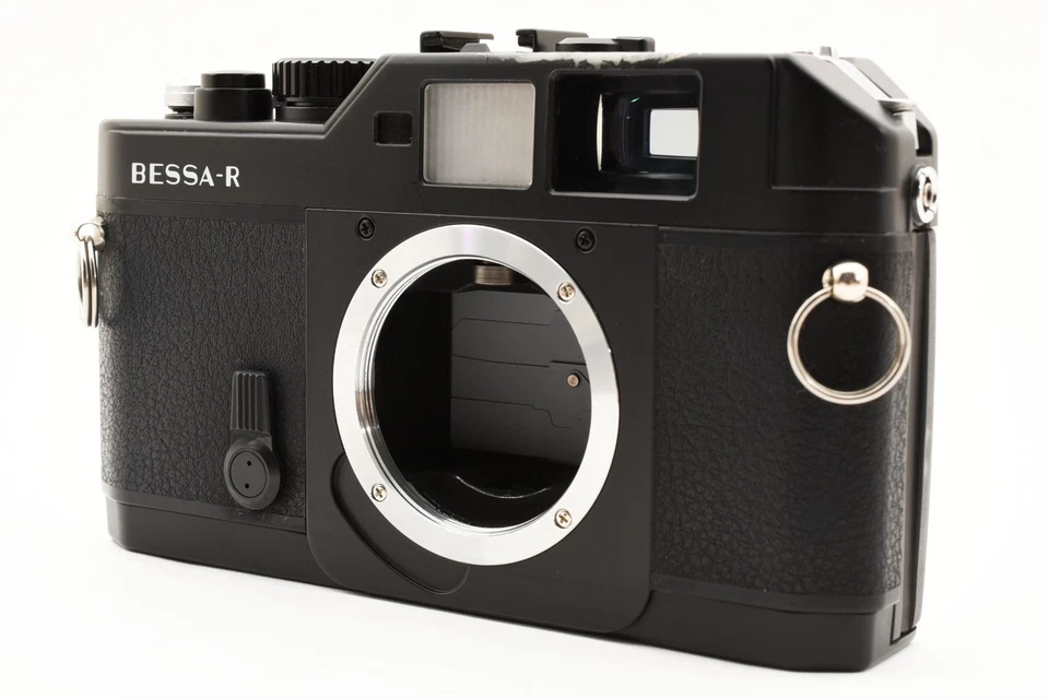 Пленочная камера с дальномером Voigtlander BESSA-R 35 мм с подлинным ремешком [почти как новая] - Изображение 2 из 4