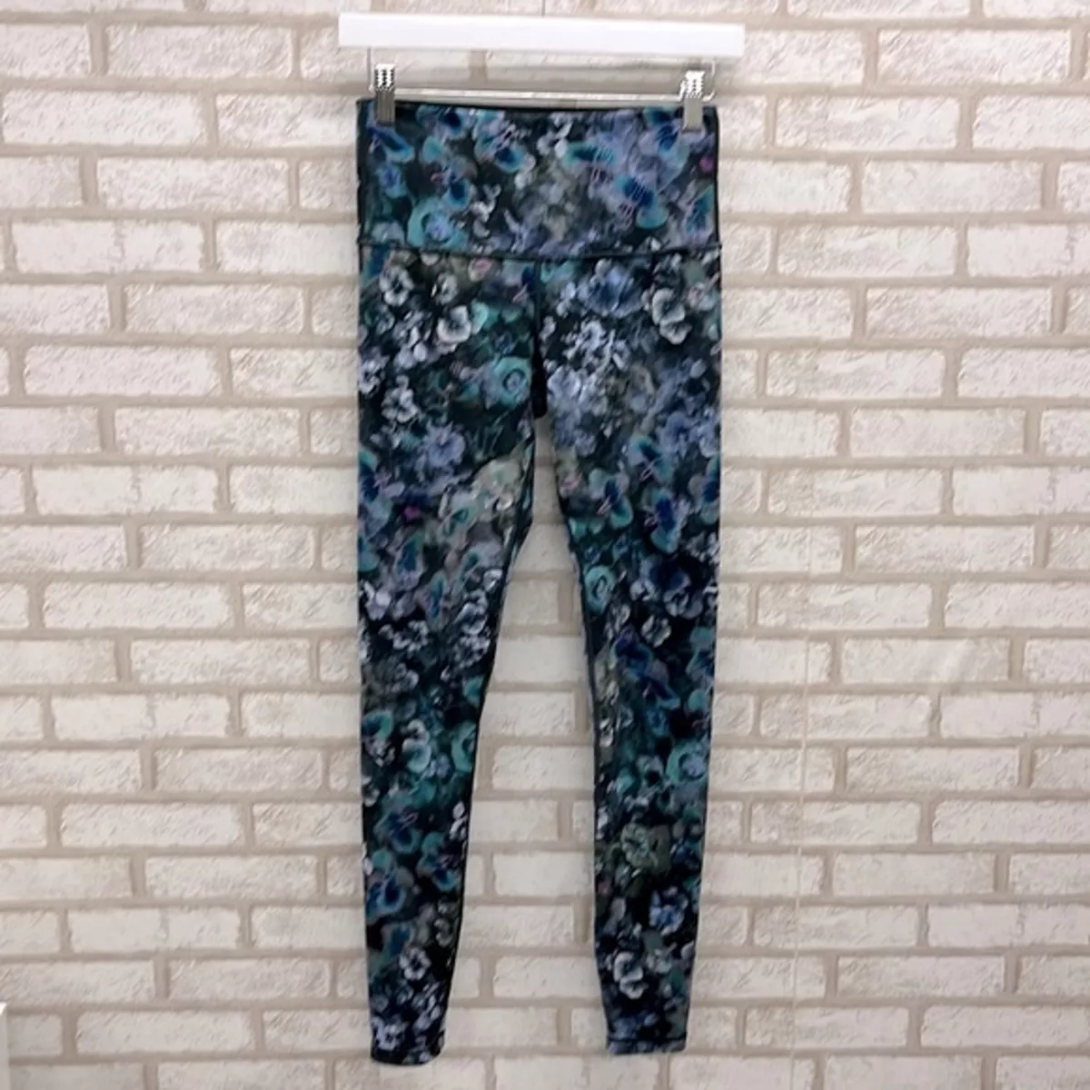 Lululemon Kids Ivivva Orchid Print Reversible Leggings Women’s 4