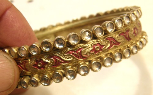 AMRITA SINGH BANGLE BRACELET CRYSTAL JEWELED ENAMELED BRASS BOLLYWOOD INDIA BOHO - Picture 4 of 12