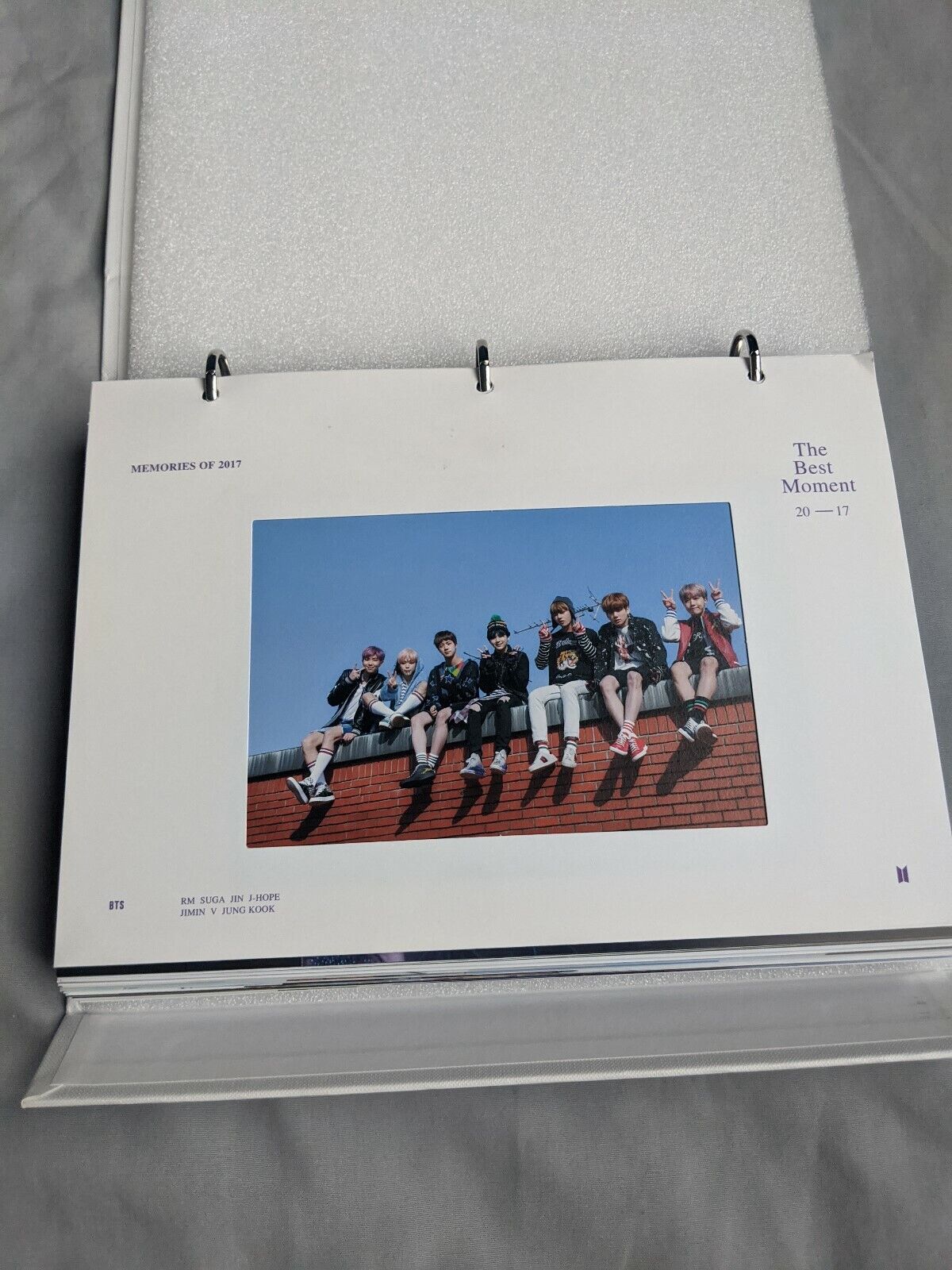 Official BTS Memories of 2017 DVD (no photocard) Excellent 