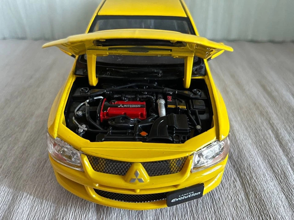 S Diecasts 1:18 Mitsubishi Lancer Evolution VIII (Evo 8) Yellow - no Autoart - Immagine 3 di 4