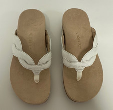 Vionic Womens White/Beige Leather Thong Sanda...