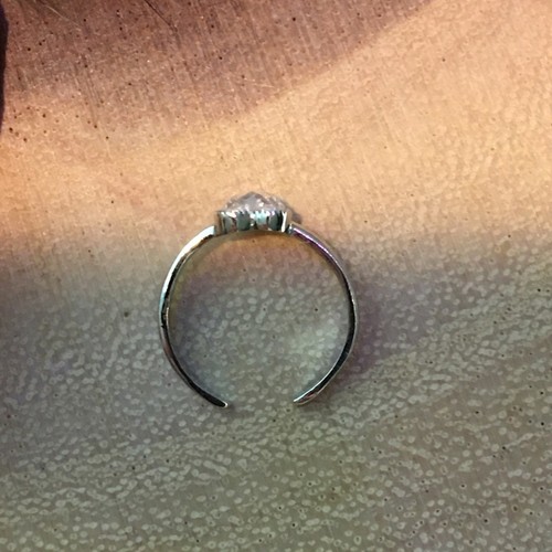 Sterling Silber facettierter CZ Herz Zehenring Midi Ring - Bild 4 von 4