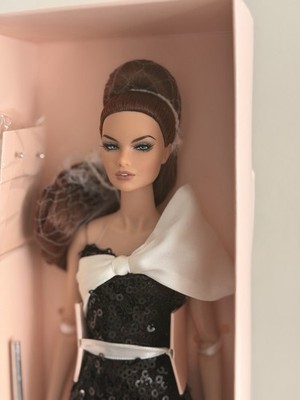 Integrity Toys Erin Salston Doll Night Out Fashion Royalty Nu Face NRFB (3)