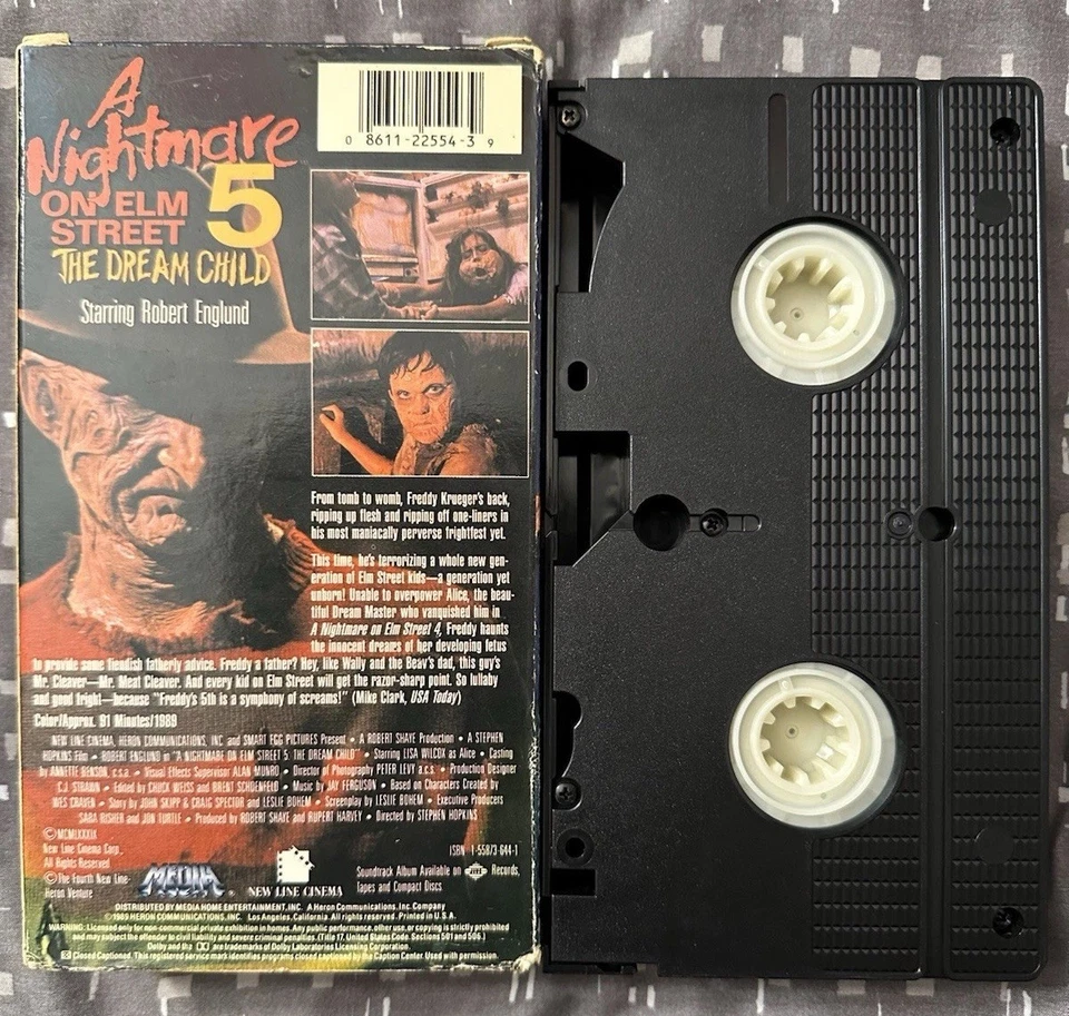 Horror VHS Lot - 12 Movies (ANOES, Ghostbusters, Gremlins, Halloween, Vampires) - Image 3 of 4