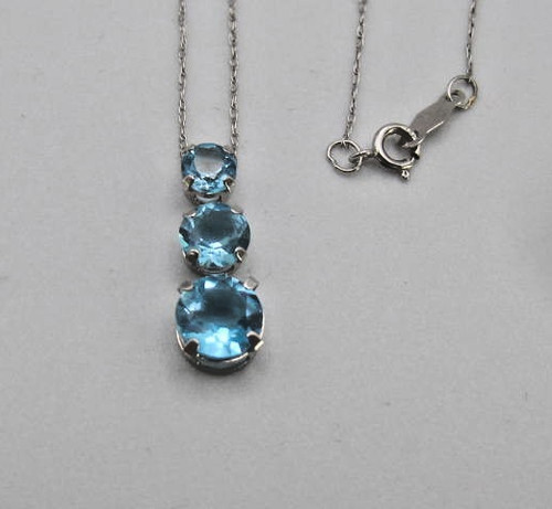 JCM 10K Wht Gold Blue Topaz 20" Necklace  3 Stones Petite - Spring Clasp 1 gr