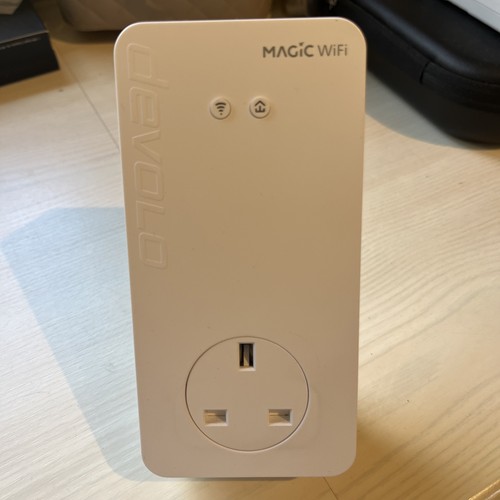 Devolo Magic 2 WiFi 2-1 Add-on WiFi powerline adapter 2400 Mbps MT:3083, Used