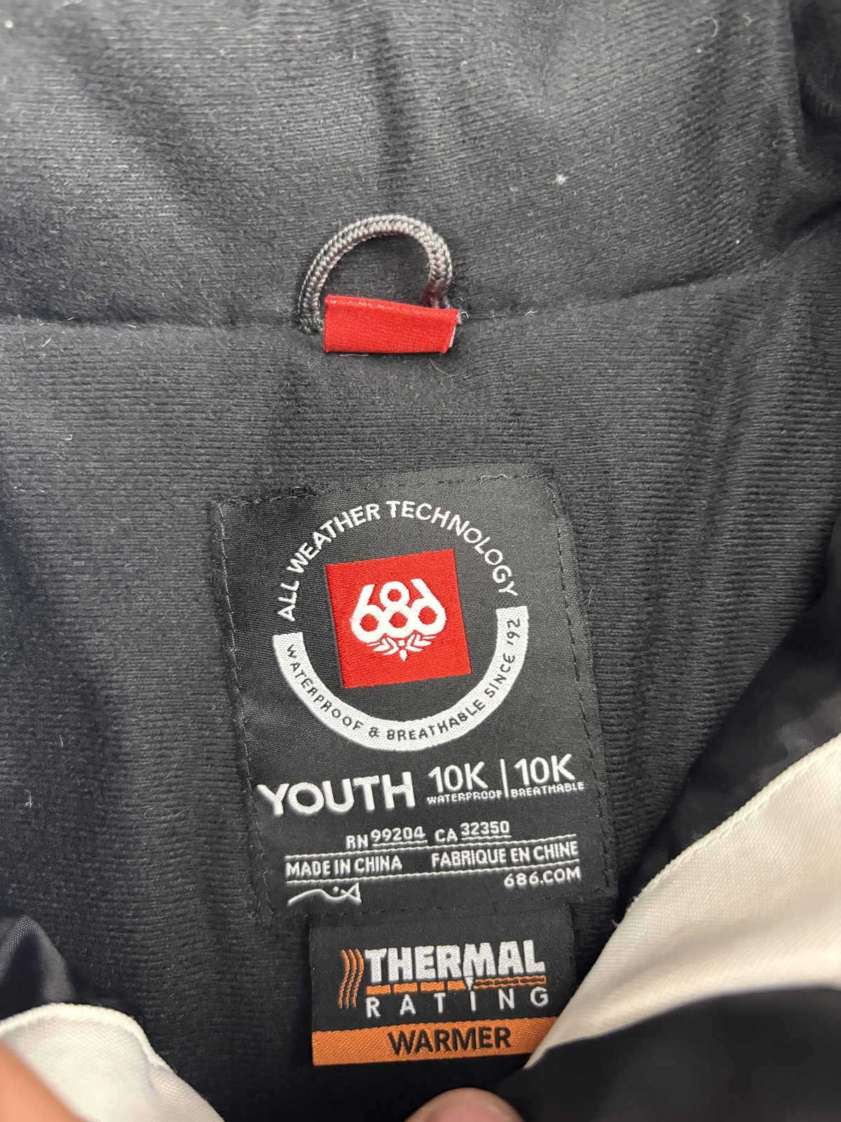 686 Jacket Youth Large White Black Hooded Insulated Snowboard 10K Waterproof