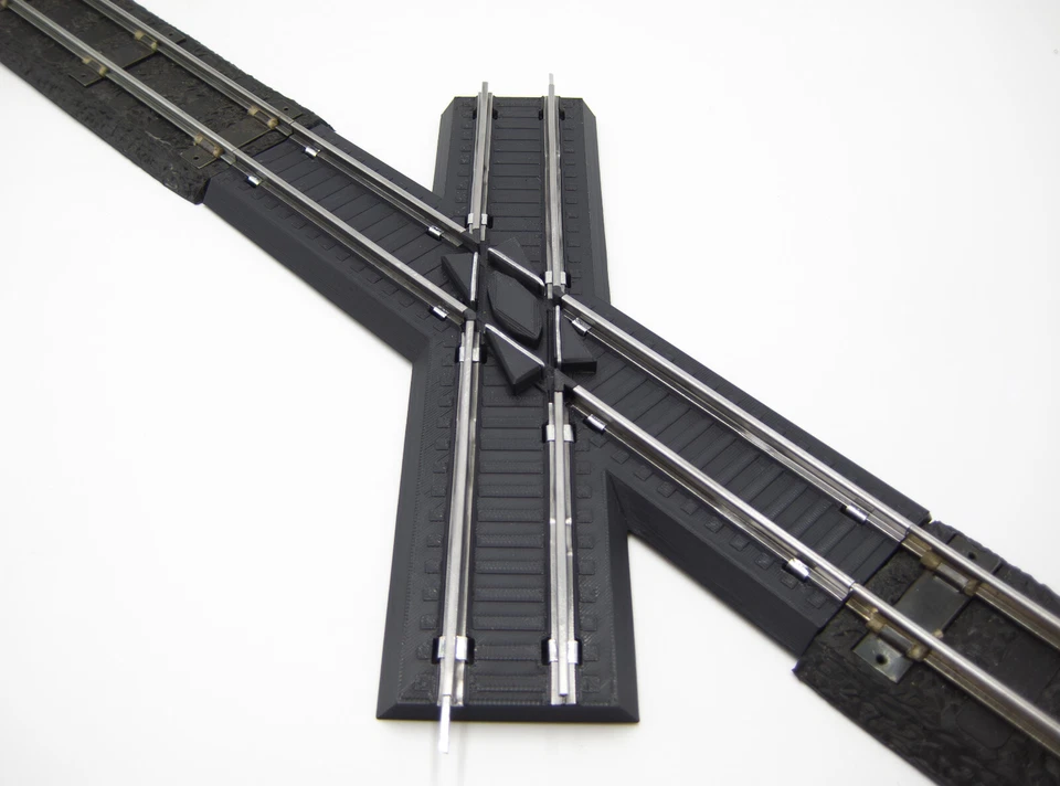 Milwaukee Flyer 45° Crossing for Post War American Flyer Trains - Image 3 of 4