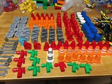 1 lego duplo traffic cone hydrant gas can pump container pick your own