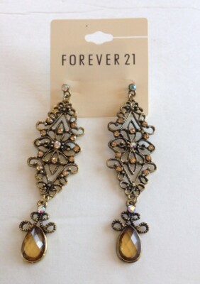 Elegant Forever 21 Fashion Rhinestone earring