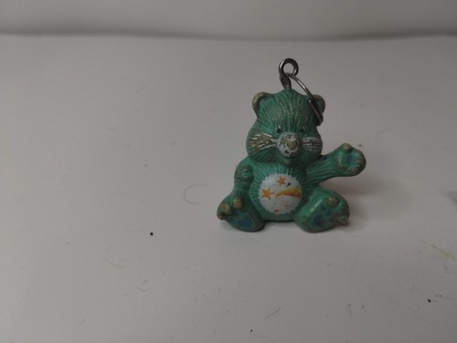 vintage care bear Key Chain Green Damaged - Picture 2 of 8