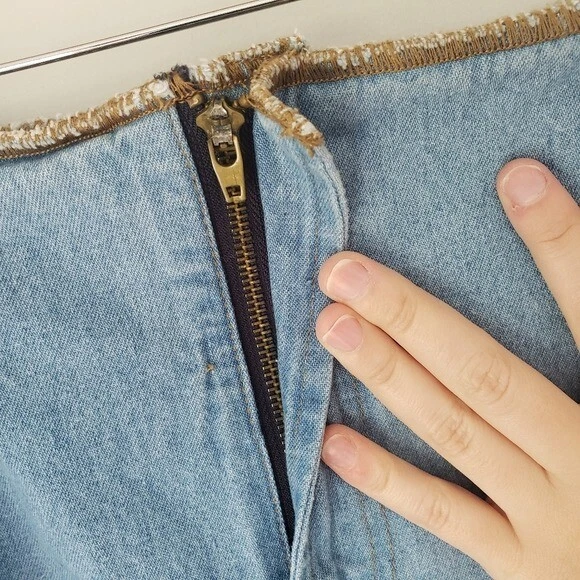 Falda vaquera de algodón Bill Blass dobladillo deshilachado 18W Foto 2 de 4