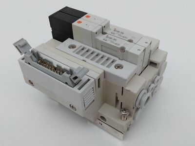 SMC SS5V1-10PGD1-02-U, SV1100-5FU Pneumatic Manifold/ Solenoid Assembly