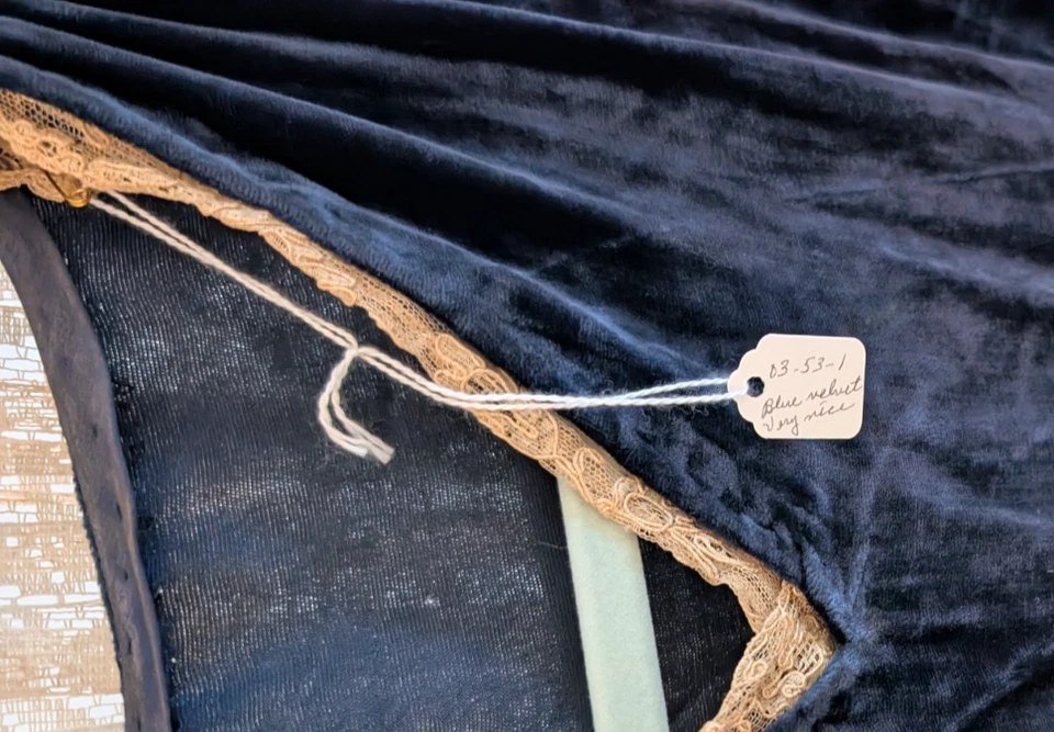 Vestido Vintage Años 20 Art Deco Terciopelo Azul 2 Piezas Aleta Detalles Estrás M Foto 4 de 4