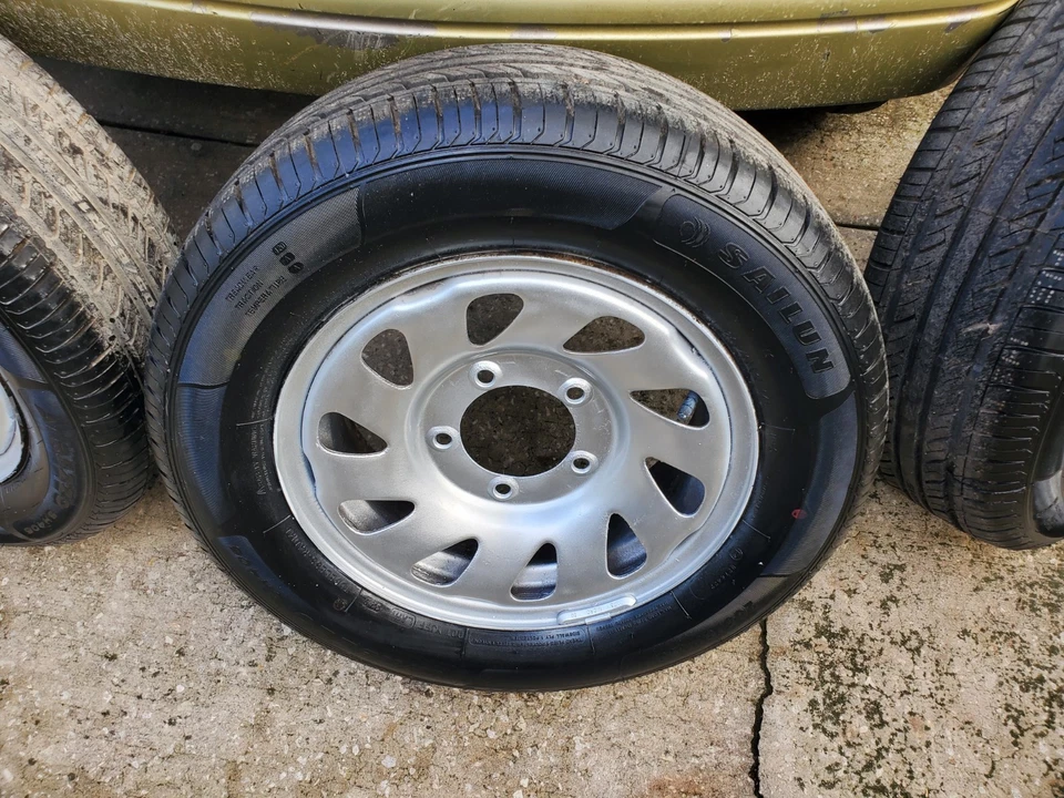 Suzuki sidekick 15 inch oem steel wheels Samurai Geo Tracker Vitara X90 Chevrole - Image 4 of 4
