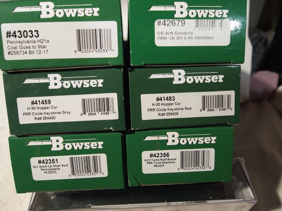 BOWSER  PENNSYLVANIA  FREIGHT  CARS 2-COV.HOP, 1-HOPR,1-STOCK,1-40'BOX,1-GON PR1 - Image 4 of 4