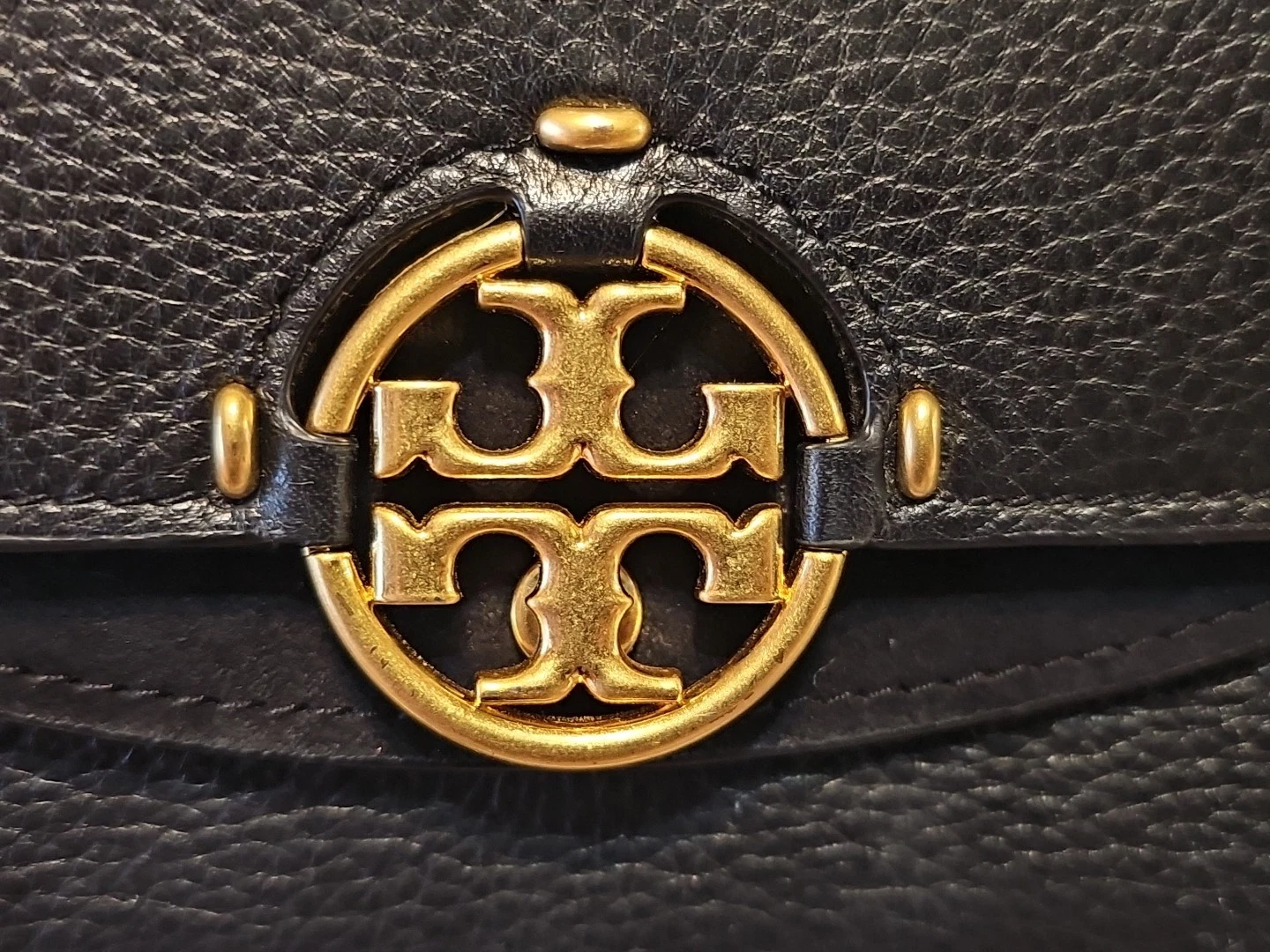 Borsa a mano Tory Burch Metal Miller Small tracolla nera pochette portafoglio $ 365