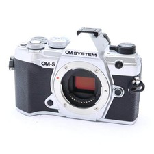 OM SYSTEM OM-5 Silver Mirrorless Camera Body -Near Mint- 363