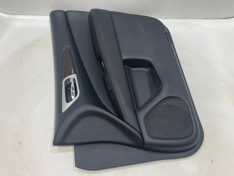 Panel de moldura de puerta de pasajero delantero derecho negro OEM para Nissan Pathfinder 2013-2016 Foto 2 de 4