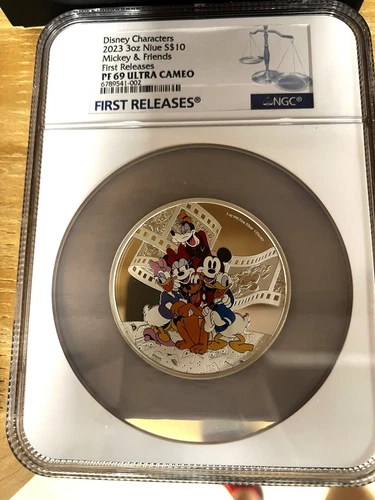 3oz 2023 Disney Characters Mickey and Friends First Releases PF69